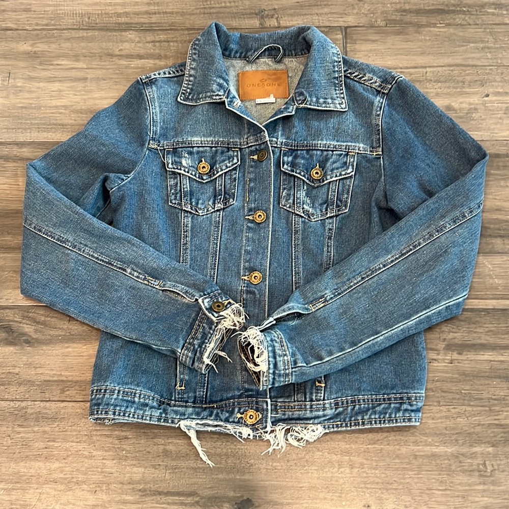 One5One Women's Distressed Denim Jacket Womens Size Small